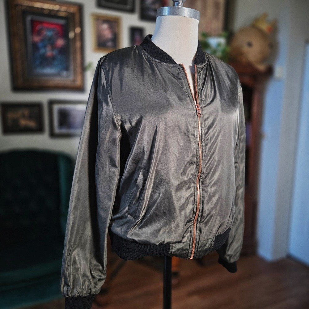 Love Tree Bomber Jacket Olive Green Satin Tiger Embroidered Fabulous L Womens - Picture 3 of 8